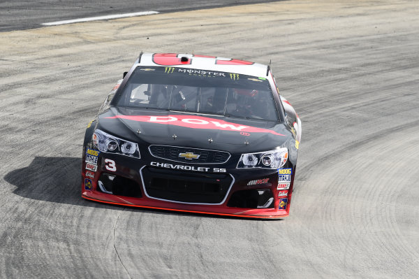 Monster Energy NASCAR Cup Series
First Data 500
Martinsville Speedway, Martinsville VA USA
Saturday 28 October 2017
Austin Dillon, Richard Childress Racing, Dow Chevrolet SS
World Copyright: John K Harrelson/LAT Images Monster Energy NASCAR Cup Series
First Data 500
Martinsville Speedway, Martinsville VA USA
Saturday 28 October 2017
Austin Dillon, Richard Childress Racing, Dow Chevrolet SS
World Copyright: John K Harrelson/LAT Images