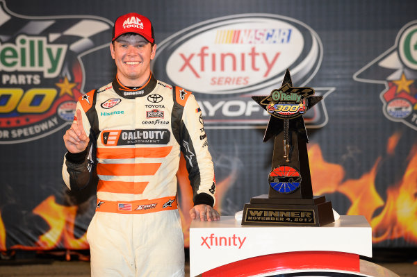 NASCAR XFINITY Series
O’Reilly Auto Parts 300
Texas Motor Speedway
Fort Worth, TX USA
Saturday 4 November 2017
Erik Jones, GameStop Call of Duty WWII Toyota Camry, celebrates in victory Lane.
World Copyright: John K Harrelson
LAT Images