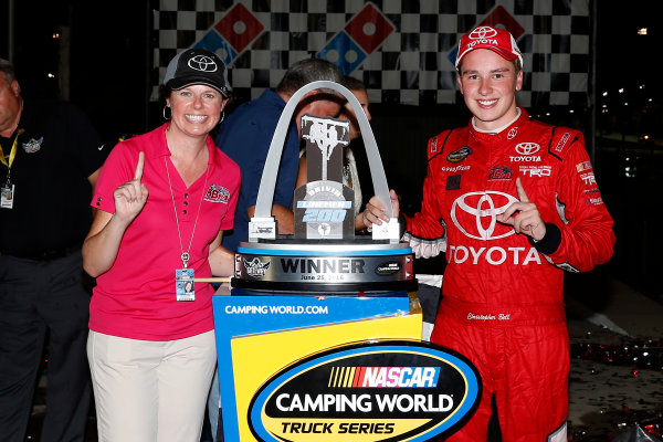 25 June, 2016, Madison, Illinois USA
Christopher Bell celebrates in victory lane
©2016, Russell LaBounty
LAT Photo USA
25 June, 2016, Madison, Illinois USA
Christopher Bell celebrates in victory lane
©2016, Russell LaBounty
LAT Photo USA