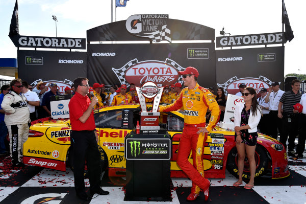 Monster Energy NASCAR Cup Series
Toyota Owners 400
Richmond International Raceway, Richmond, VA USA
Sunday 30 April 2017
Joey Logano, Team Penske, Shell Pennzoil Ford Fusion wins.
World Copyright: Rusty Jarrett
LAT Images
ref: Digital Image 17RIC1rj_4399 Monster Energy NASCAR Cup Series
Toyota Owners 400
Richmond International Raceway, Richmond, VA USA
Sunday 30 April 2017
Joey Logano, Team Penske, Shell Pennzoil Ford Fusion wins.
World Copyright: Rusty Jarrett
LAT Images
ref: Digital Image 17RIC1rj_4399