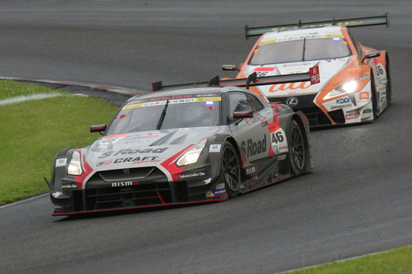 2017 Japanese Super GT Series.
Sugo, Japan. 22nd - 23rd July 2017. Rd 4.
GT500 Winner 2nd position Satoshi Motoyama & Katsumasa Chiyo ( #46 S Road CRAFTSPORTS GT-R ) action
World Copyright: Yasushi Ishihara / LAT Images.
Ref: 2017SGT_Rd4_006