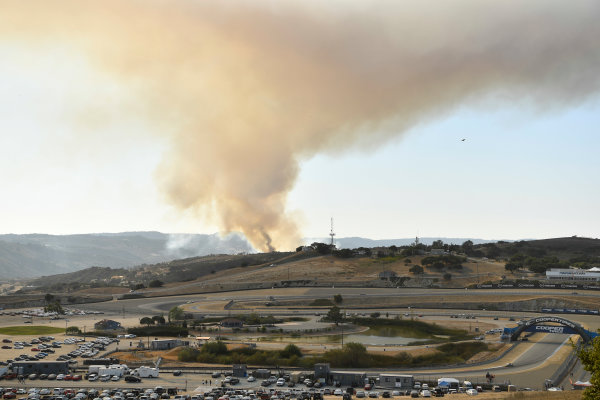 Pirelli World Challenge
Intercontinental GT Challenge California 8 Hours
Mazda Raceway Laguna Seca
Sunday 15 October 2017
Brush fire on Boundary Road near west entrance of race track.
World Copyright: Richard Dole
LAT Images
ref: Digital Image RD_PWCLS17_363