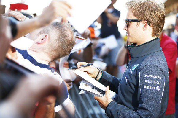 Circuit de Catalunya, Barcelona, Spain.
Thursday 8 May 2014.
Nico Rosberg, Mercedes AMG, signs autographs for fans.
World Copyright: Andy Hone/LAT Photographic.
ref: Digital Image _ONY7801 Circuit de Catalunya, Barcelona, Spain.
Thursday 8 May 2014.
Nico Rosberg, Mercedes AMG, signs autographs for fans.
World Copyright: Andy Hone/LAT Photographic.
ref: Digital Image _ONY7801