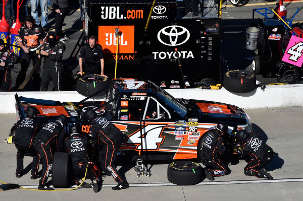 1-2 April, 2016, Martinsville, Virginia USA
Christopher Bell (4) makes a pit stop.
?2016, John Harrelson / LAT Photo USA
1-2 April, 2016, Martinsville, Virginia USA
Christopher Bell (4) makes a pit stop.
?2016, John Harrelson / LAT Photo USA