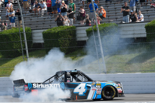 NASCAR Camping World Truck Series
Overton?s 150
Pocono Raceway, Long Pond, PA USA
Saturday 29 July 2017
Christopher Bell, SiriusXM Toyota Tundra, does a burnout after winning
World Copyright: John K Harrelson
LAT Images NASCAR Camping World Truck Series
Overton?s 150
Pocono Raceway, Long Pond, PA USA
Saturday 29 July 2017
Christopher Bell, SiriusXM Toyota Tundra, does a burnout after winning
World Copyright: John K Harrelson
LAT Images