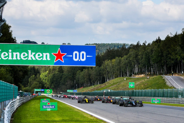 Lewis Hamilton, Mercedes F1 W11 EQ Performance leads Valtteri Bottas, Mercedes F1 W11 EQ Performance and Max Verstappen, Red Bull Racing RB16 Lewis Hamilton, Mercedes F1 W11 EQ Performance leads Valtteri Bottas, Mercedes F1 W11 EQ Performance and Max Verstappen, Red Bull Racing RB16