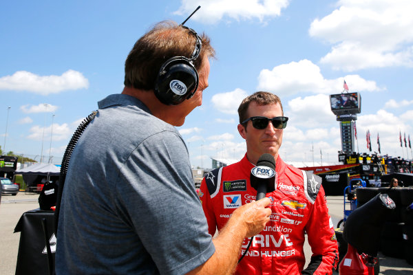 Monster Energy NASCAR Cup Series
Toyota Owners 400
Richmond International Raceway, Richmond, VA USA
Friday 28 April 2017
Kasey Kahne, Hendrick Motorsports, AARP Drive to End Hunger Chevrolet SS
World Copyright: Russell LaBounty
LAT Images
ref: Digital Image 17RIC1Jrl_0114