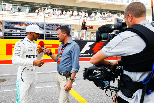 Circuit of the Americas, Austin, Texas, United States of America.
Saturday 21 October 2017.
Will Buxton interviews pole man Lewis Hamilton, Mercedes AMG after Qualifying.
World Copyright: Steven Tee/LAT Images 
ref: Digital Image _R3I1388