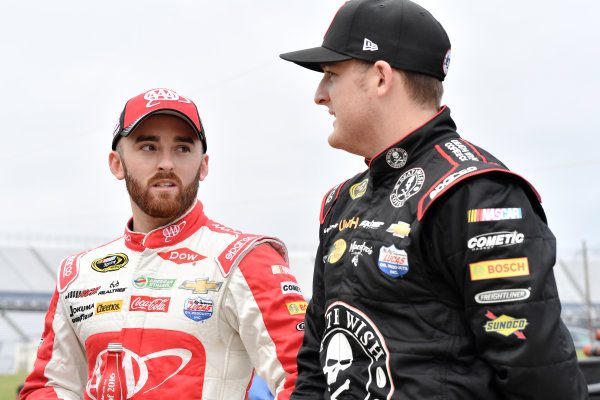 30 September-1 October, 2016, Dover, Delaware USA
Austin Dillon, Ty Dillon, Leavine Family Racing
?2016, Scott R LePage
LAT Photo USA
30 September-1 October, 2016, Dover, Delaware USA
Austin Dillon, Ty Dillon, Leavine Family Racing
?2016, Scott R LePage
LAT Photo USA