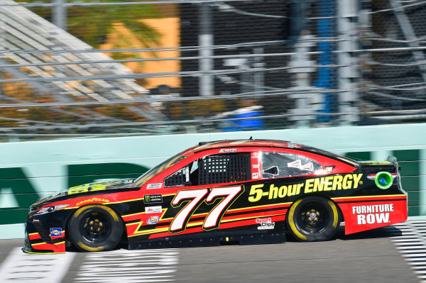 Monster Energy NASCAR Cup Series
Ford EcoBoost 400
Homestead-Miami Speedway, Homestead, FL USA
Saturday 18 November 2017
Erik Jones, Furniture Row Racing, 5-hour ENERGY Extra Strength Toyota Camry
World Copyright: Nigel Kinrade
LAT Images Monster Energy NASCAR Cup Series
Ford EcoBoost 400
Homestead-Miami Speedway, Homestead, FL USA
Saturday 18 November 2017
Erik Jones, Furniture Row Racing, 5-hour ENERGY Extra Strength Toyota Camry
World Copyright: Nigel Kinrade
LAT Images