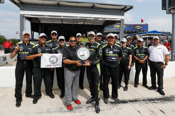 Verizon IndyCar Series
Rainguard Water Sealers 600
Texas Motor Speedway, Ft. Worth, TX USA
Friday 9 June 2017
Verizon P1 Pole Award winner Charlie Kimball and Steven Williams of Verizon
World Copyright: Michael L. Levitt
LAT Images