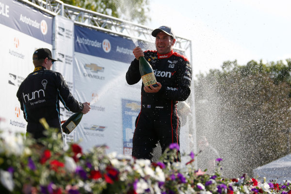 Verizon IndyCar Series
Chevrolet Detroit Grand Prix Race 2
Raceway at Belle Isle Park, Detroit, MI USA
Sunday 4 June 2017
Graham Rahal, Rahal Letterman Lanigan Racing Honda, Josef Newgarden, Team Penske Chevrolet, Will Power, Team Penske Chevrolet celebrate with champagne on the podium
World Copyright: Phillip Abbott
LAT Images
ref: Digital Image abbott_detroit_0617_6955