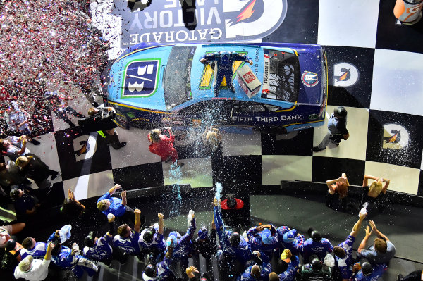 Monster Energy NASCAR Cup Series
Coke Zero 400
Daytona International Speedway, Daytona Beach, FL USA
Saturday 1 July 2017
Ricky Stenhouse Jr, Roush Fenway Racing, Fifth Third Bank Ford Fusion, Wins Coke Zero 400 at Daytona.
World Copyright: John K Harrelson
LAT Images Monster Energy NASCAR Cup Series
Coke Zero 400
Daytona International Speedway, Daytona Beach, FL USA
Saturday 1 July 2017
Ricky Stenhouse Jr, Roush Fenway Racing, Fifth Third Bank Ford Fusion, Wins Coke Zero 400 at Daytona.
World Copyright: John K Harrelson
LAT Images