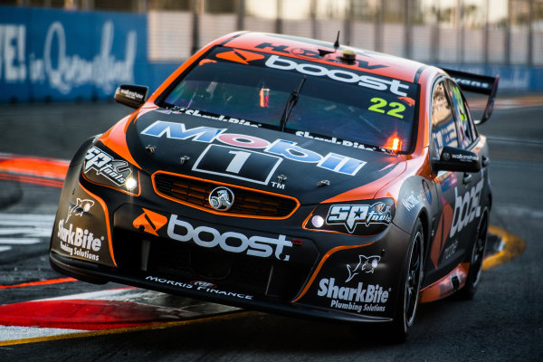 2017 Supercars Championship Round 12. 
Gold Coast 600, Surfers Paradise, Queensland, Australia.
Friday 20th October to Sunday 22nd October 2017.
James Courtney, Walkinshaw Racing. 
World Copyright: Daniel Kalisz/LAT Images
Ref: Digital Image 201017_VASCR12_DKIMG_1670.jpg