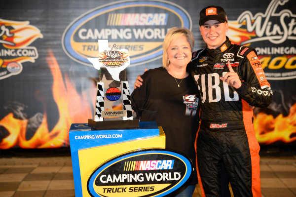 NASCAR Camping World Truck Series
winstaronlinegaming.com 400
Texas Motor Speedway, Ft. Worth, TX USA
Friday 9 June 2017
Christopher Bell, JBL Toyota Tundra, celebrates in Victory Lane.
World Copyright: John K Harrelson
LAT Images
ref: Digital Image 17TEX2jh_02503