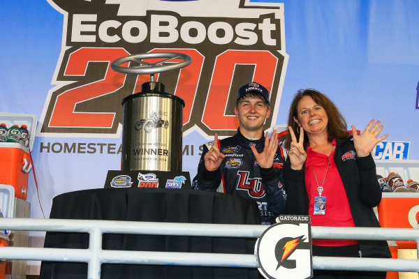 18 November, 2016, Homestead, Florida USA
William Byron wins Ford EcoBoost 200
©2016, Jim Fluharty / LAT Photo USA 18 November, 2016, Homestead, Florida USA
William Byron wins Ford EcoBoost 200
©2016, Jim Fluharty / LAT Photo USA