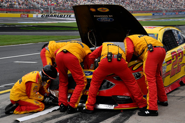 Monster Energy NASCAR Cup Series
Bank of America 500
Charlotte Motor Speedway, Concord, NC
Sunday 8 October 2017
Joey Logano, Team Penske, Shell Pennzoil Ford Fusion
World Copyright: Rusty Jarrett
LAT Images Monster Energy NASCAR Cup Series
Bank of America 500
Charlotte Motor Speedway, Concord, NC
Sunday 8 October 2017
Joey Logano, Team Penske, Shell Pennzoil Ford Fusion
World Copyright: Rusty Jarrett
LAT Images