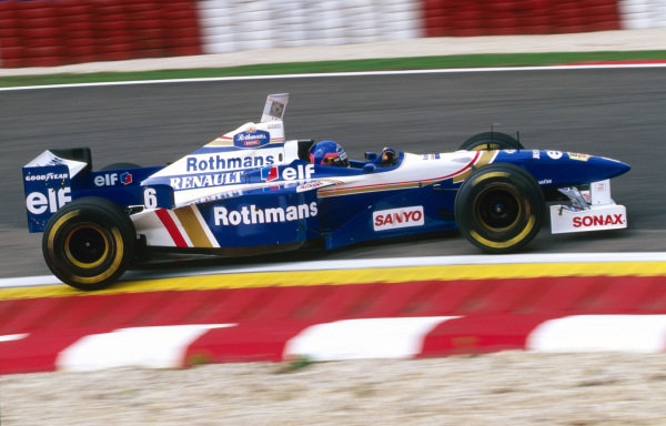 Jacques Villeneuve (CDN) Williams Renault FW18.
Portuguese Grand Prix, Estoril, Portugal, 22 September 1996. Jacques Villeneuve (CDN) Williams Renault FW18.
Portuguese Grand Prix, Estoril, Portugal, 22 September 1996.