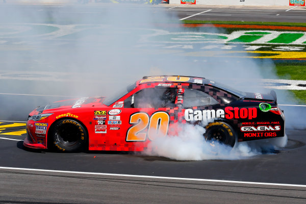 2017 NASCAR Xfinity Series
My Bariatric Solutions 300
Texas Motor Speedway, Fort Worth, TX USA
Saturday 8 April 2017
Erik Jones, Game Stop/ GAEMS Toyota Camry celebrates his win with a burnout
World Copyright: Russell LaBounty/LAT Images
ref: Digital Image 17TEX1rl_2617