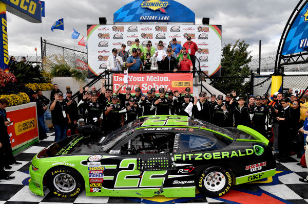 NASCAR XFINITY Series
Use Your Melon Drive Sober 200
Dover International Speedway, Dover, DE USA
Saturday 30 September 2017
Ryan Blaney, Fitzgerald Ford Mustang wins
World Copyright: Rusty Jarrett
LAT Images NASCAR XFINITY Series
Use Your Melon Drive Sober 200
Dover International Speedway, Dover, DE USA
Saturday 30 September 2017
Ryan Blaney, Fitzgerald Ford Mustang wins
World Copyright: Rusty Jarrett
LAT Images
