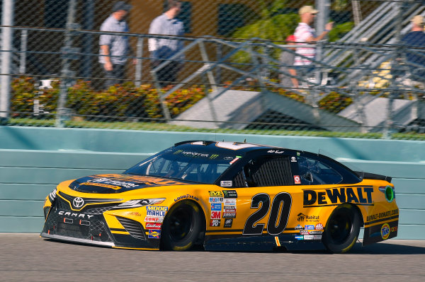 Monster Energy NASCAR Cup Series
Ford EcoBoost 400
Homestead-Miami Speedway, Homestead, FL USA
Sunday 19 November 2017
Matt Kenseth, Joe Gibbs Racing, DEWALT Hurricane Recovery Toyota Camry
World Copyright: Nigel Kinrade
LAT Images Monster Energy NASCAR Cup Series
Ford EcoBoost 400
Homestead-Miami Speedway, Homestead, FL USA
Sunday 19 November 2017
Matt Kenseth, Joe Gibbs Racing, DEWALT Hurricane Recovery Toyota Camry
World Copyright: Nigel Kinrade
LAT Images