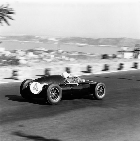 Monsanto, Lisbon, Portugal. 21st - 23rd August 1959.
Stirling Moss (Cooper T51-Climax) 1st position, action.
World Copyright: LAT Photographic.
Ref: 4873. Monsanto, Lisbon, Portugal. 21st - 23rd August 1959.
Stirling Moss (Cooper T51-Climax) 1st position, action.
World Copyright: LAT Photographic.
Ref: 4873.