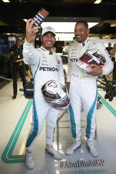 Lewis Hamilton, Mercedes AMG F1 takes a selfie with Will Smith in the garage