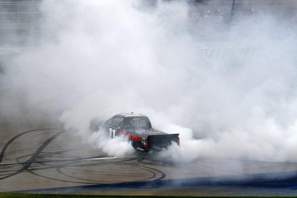 26-28 August, 2016, Brooklyn, Michigan, USA
, Brett Moffitt, burnout
?2016, Michael L. Levitt
LAT Photo USA 26-28 August, 2016, Brooklyn, Michigan, USA
, Brett Moffitt, burnout
?2016, Michael L. Levitt
LAT Photo USA