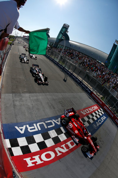 14 July, 2013, Toronto, Ontario, Canada
Scott Dixon leads at the last restart green flag
© 2013, Michael L. Levitt
LAT Photo USA.