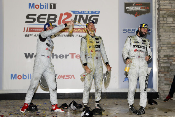 #55 Mazda Team Joest Mazda DPi, DPi: Jonathan Bomarito, Harry Tincknell, podium, champagne, orange juice #55 Mazda Team Joest Mazda DPi, DPi: Jonathan Bomarito, Harry Tincknell, podium, champagne, orange juice