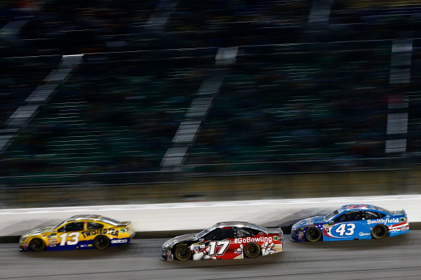 Monster Energy NASCAR Cup Series
Go Bowling 400
Kansas Speedway, Kansas City, KS USA
Saturday 13 May 2017
Ty Dillon, Germain Racing, Twisted Tea Chevrolet SS, Ricky Stenhouse Jr, Roush Fenway Racing, Ford Fusion, Aric Almirola, Richard Petty Motorsports, Smithfield Ford Fusion
World Copyright: Brett Moist
LAT Images


ref: Digital Image 217Kan1bem15704