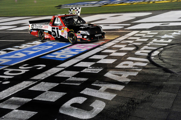 16-17 May, 2013, Concord, North Carolina USA
Kyle Busch celebrates his win with a burnout
©2013, Nigel Kinrade
LAT Photo USA