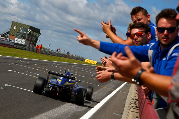2016 BRDC F3 Championship,
Snetterton, Norfolk. 6th - 7th August 2016.
Ricky Collard (GBR) Carlin BRDC F3.
World Copyright: Ebrey / LAT Photographic. 2016 BRDC F3 Championship,
Snetterton, Norfolk. 6th - 7th August 2016.
Ricky Collard (GBR) Carlin BRDC F3.
World Copyright: Ebrey / LAT Photographic.