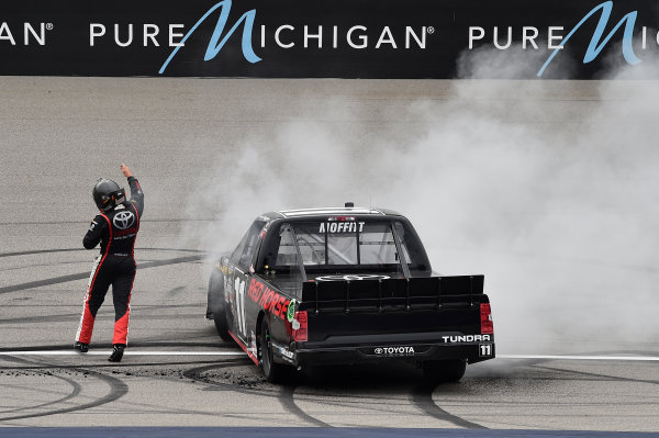26-27 August, 2016, Brooklyn, Michigan USA
Brett Moffitt (11) celebrates after winning.
©2016, John Harrelson / LAT Photo USA 26-27 August, 2016, Brooklyn, Michigan USA
Brett Moffitt (11) celebrates after winning.
©2016, John Harrelson / LAT Photo USA