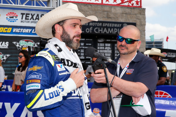 2017 Monster Energy NASCAR Cup Series
O'Reilly Auto Parts 500
Texas Motor Speedway, Fort Worth, TX USA
Sunday 9 April 2017
Jimmie Johnson celebrates in victory lane
World Copyright: Russell LaBounty/LAT Images
ref: Digital Image 17TEX1rl_5294 2017 Monster Energy NASCAR Cup Series
O'Reilly Auto Parts 500
Texas Motor Speedway, Fort Worth, TX USA
Sunday 9 April 2017
Jimmie Johnson celebrates in victory lane
World Copyright: Russell LaBounty/LAT Images
ref: Digital Image 17TEX1rl_5294