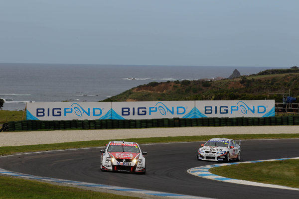 Round 9 - L&H Phillip Island 500.
Phillip Island, New South Wales, Australia.
10th - 12th  September 2010.
Cameron McConville,Car 2,Commodore VE,Garth Tander,HRT,Toll Holden Racing Team
World Copyright: Mark Horsburgh / LAT Photographic.
ref: 2-HRT-EV09-10-3504