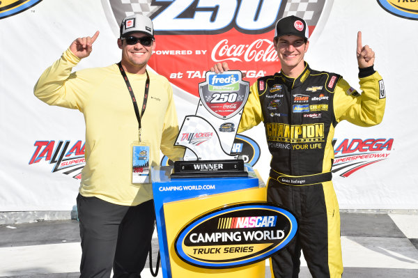 21-22 October, 2016, Talladega, Alabama USA
Grant Enfinger wins at Talladega
©2016, John Harrelson / LAT Photo USA 21-22 October, 2016, Talladega, Alabama USA
Grant Enfinger wins at Talladega
©2016, John Harrelson / LAT Photo USA