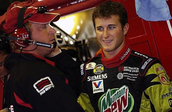 Second placed Kasey Kahne (USA) Evernham Motorsports Dodge Dealers / UAW Dodge (Right) chats with Crew Chief Tommy Baldwin (USA) (Left).
NASCAR Nextel Cup Series, Rd 15, DHL 400, Michigan International Speedway, Brooklyn, Michigan, USA, 20 June 2004.
DIGITAL IMAGE 