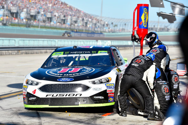 Monster Energy NASCAR Cup Series
Ford EcoBoost 400
Homestead-Miami Speedway, Homestead, FL USA
Sunday 19 November 2017
Kevin Harvick, Stewart-Haas Racing, Jimmy John's Ford Fusion
World Copyright: Nigel Kinrade
LAT Images Monster Energy NASCAR Cup Series
Ford EcoBoost 400
Homestead-Miami Speedway, Homestead, FL USA
Sunday 19 November 2017
Kevin Harvick, Stewart-Haas Racing, Jimmy John's Ford Fusion
World Copyright: Nigel Kinrade
LAT Images