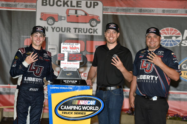 6-7 July, 2016, Sparta, Kentucky USA
William Byron celebrates his win in Victory Lane
?2016, Nigel Kinrade
LAT Photo USA 6-7 July, 2016, Sparta, Kentucky USA
William Byron celebrates his win in Victory Lane
?2016, Nigel Kinrade
LAT Photo USA