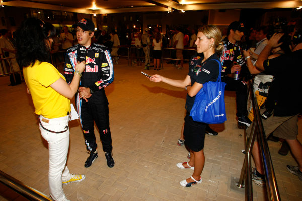 Yas Marina Circuit, Abu Dhabi, United Arab Emirates
1st November 2009.
Sebastian Vettel, Red Bull Racing RB5 Renault, 1st position, gives an interview after the race. Portrait. Media.
World Copyright: Charles Coates/LAT Photographic
ref: Digital Image _26Y3158 Yas Marina Circuit, Abu Dhabi, United Arab Emirates
1st November 2009.
Sebastian Vettel, Red Bull Racing RB5 Renault, 1st position, gives an interview after the race. Portrait. Media.
World Copyright: Charles Coates/LAT Photographic
ref: Digital Image _26Y3158