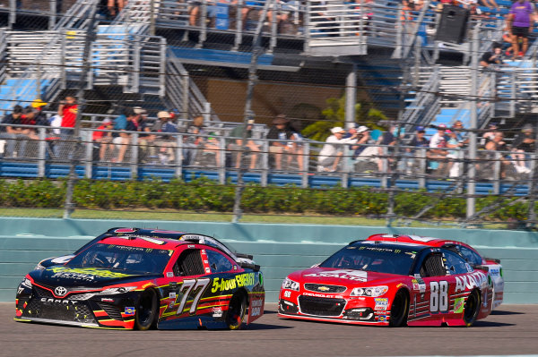 Monster Energy NASCAR Cup Series
Ford EcoBoost 400
Homestead-Miami Speedway, Homestead, FL USA
Sunday 19 November 2017
Erik Jones, Furniture Row Racing, 5-hour ENERGY Extra Strength Toyota Camry and Dale Earnhardt Jr, Hendrick Motorsports, Axalta Chevrolet SS
World Copyright: Nigel Kinrade
LAT Images Monster Energy NASCAR Cup Series
Ford EcoBoost 400
Homestead-Miami Speedway, Homestead, FL USA
Sunday 19 November 2017
Erik Jones, Furniture Row Racing, 5-hour ENERGY Extra Strength Toyota Camry and Dale Earnhardt Jr, Hendrick Motorsports, Axalta Chevrolet SS
World Copyright: Nigel Kinrade
LAT Images